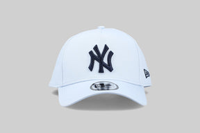 New Era New York Yankees MLB League Essentials 9Forty AF Snapback Cap