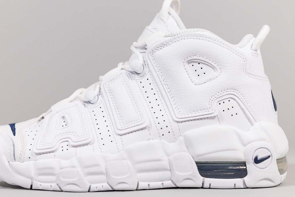 Nike Air More Uptempo 'White and Midnight Navy' (GS)