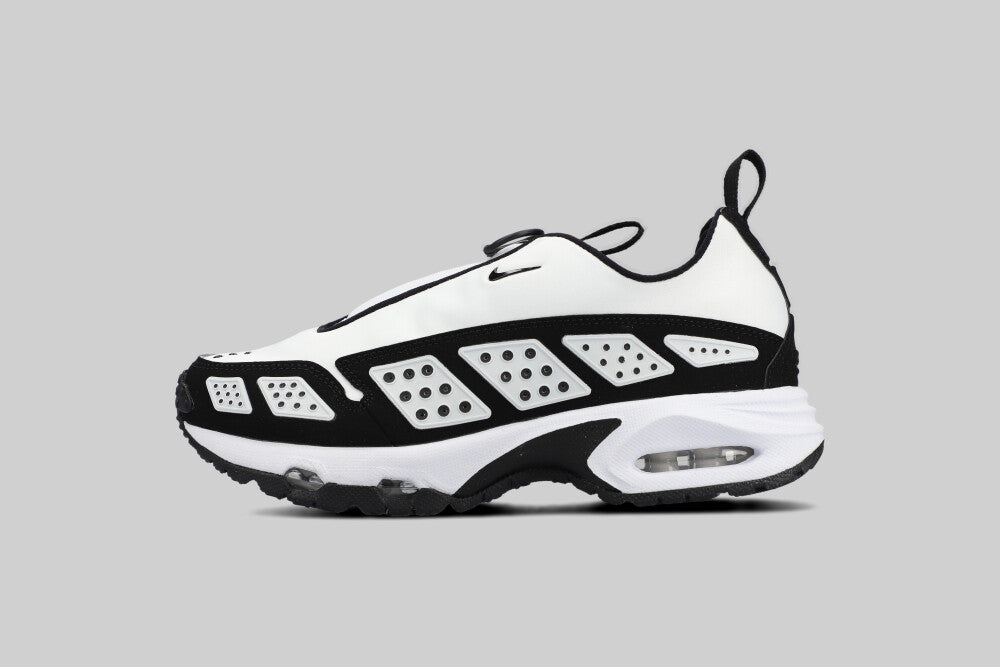 Women's Nike Air Max SNDR 'White and Black'