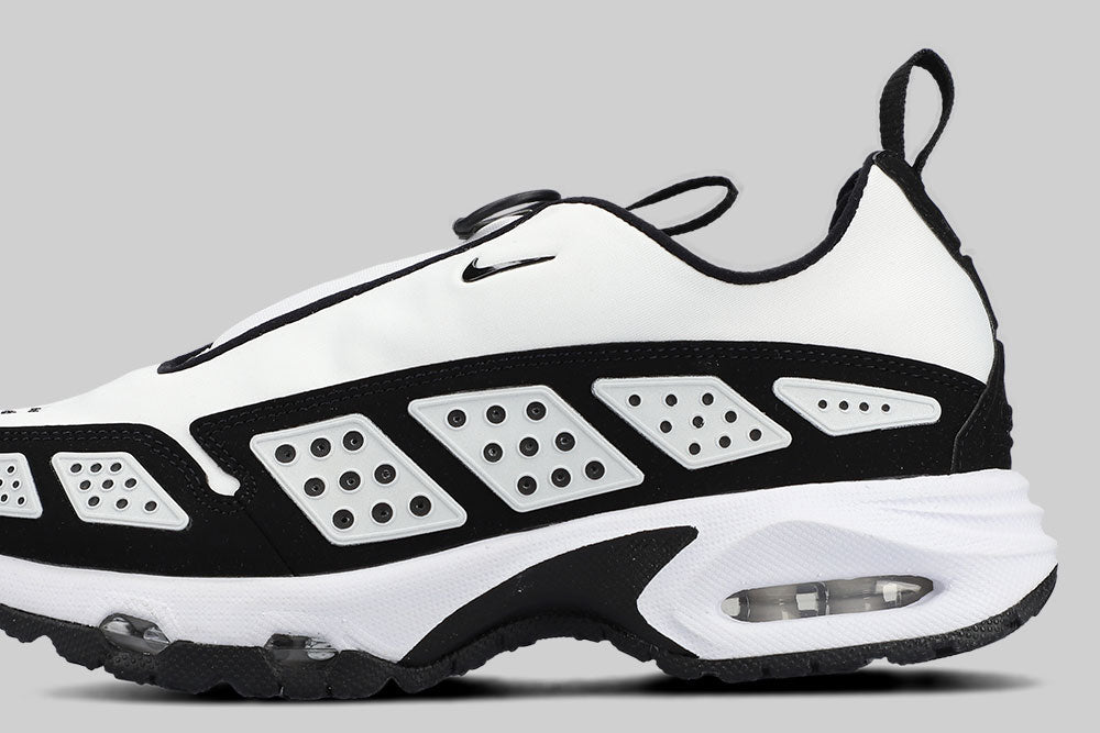 Women's Nike Air Max SNDR 'White and Black'