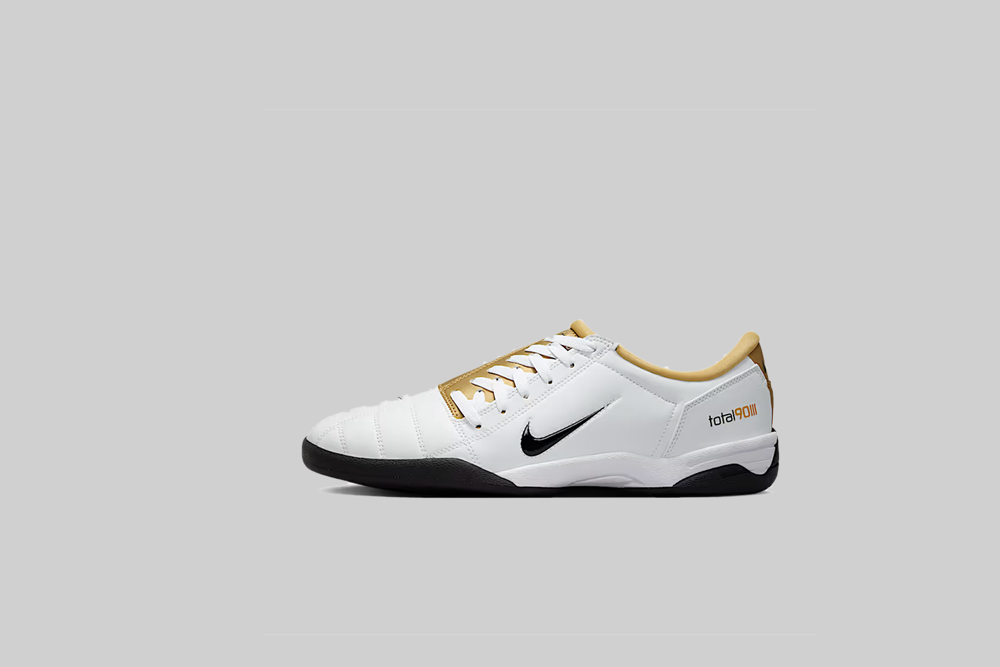 Nike Total 90 SP 'White and Black'