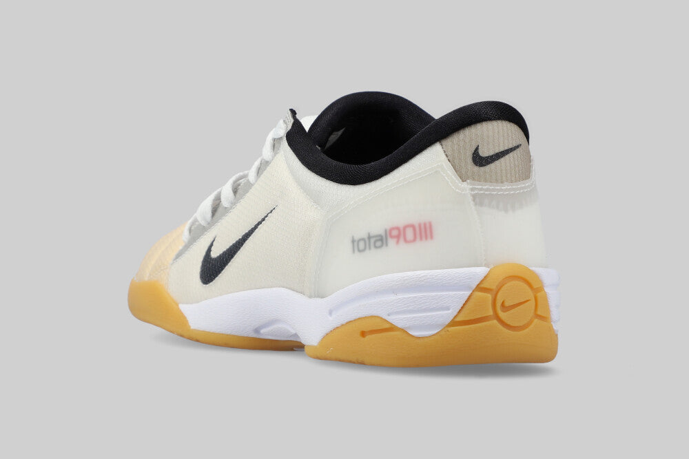 Nike Total 90 'White and Black'